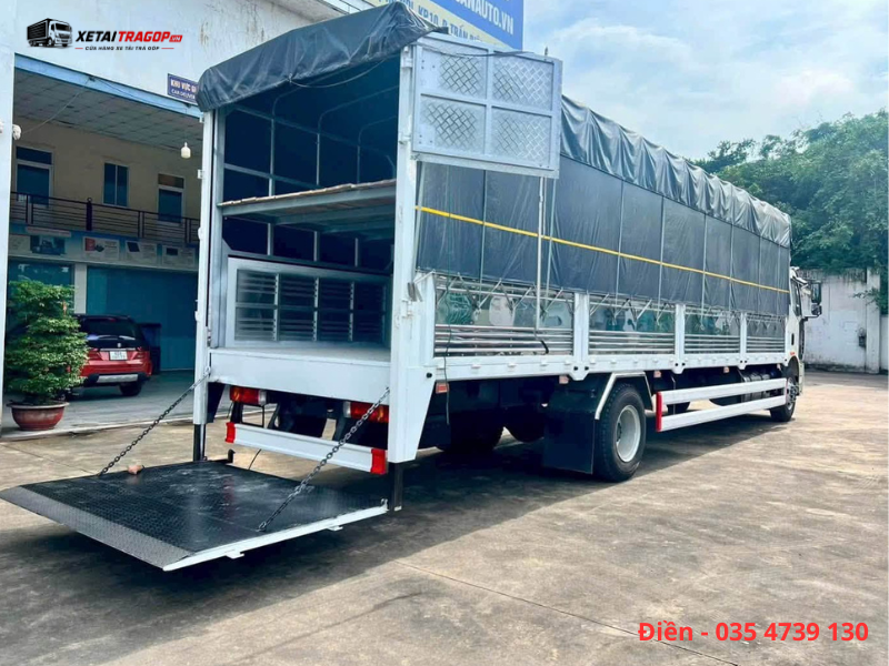 FAW J6L thùng mui bạt dịch vụ logistics và chuyển phát