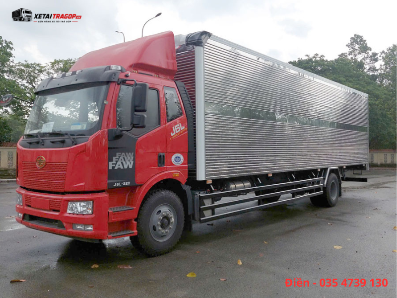 Ngoại thất xe tải FAW J6L thùng kín inox
