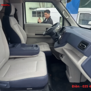 Nội thất xe Van điện SRM E80 đầy đủ tiện nghi