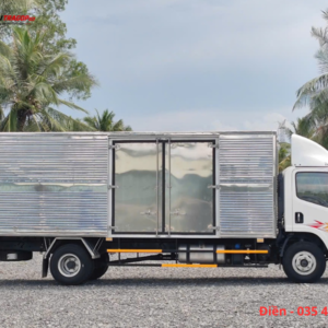 Ứng dụng thực tế của xe tải FAW Tiger thùng kín inox