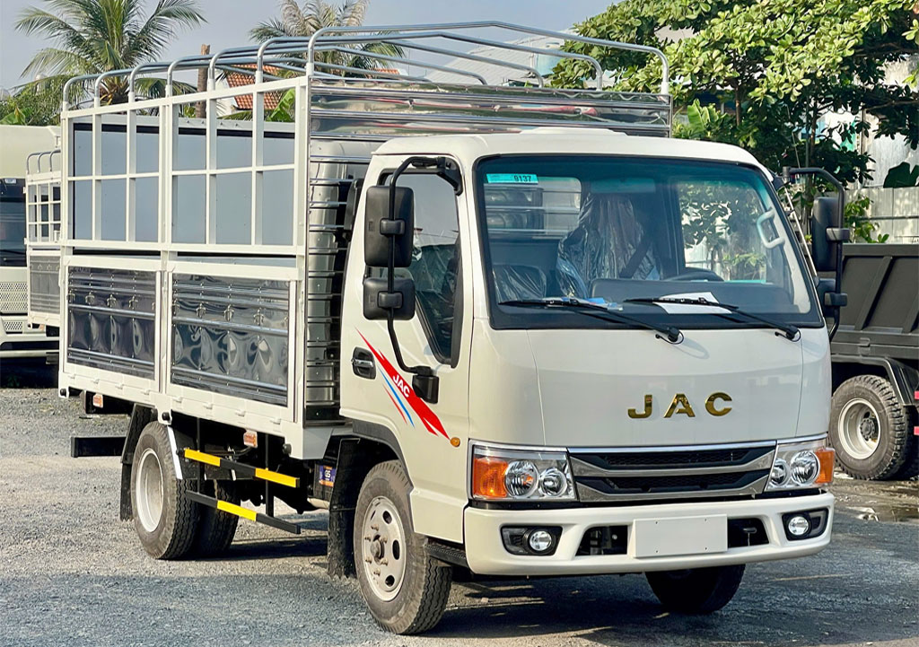 Xe tải Jac H250 E5 Plus Thùng Mui Bạt