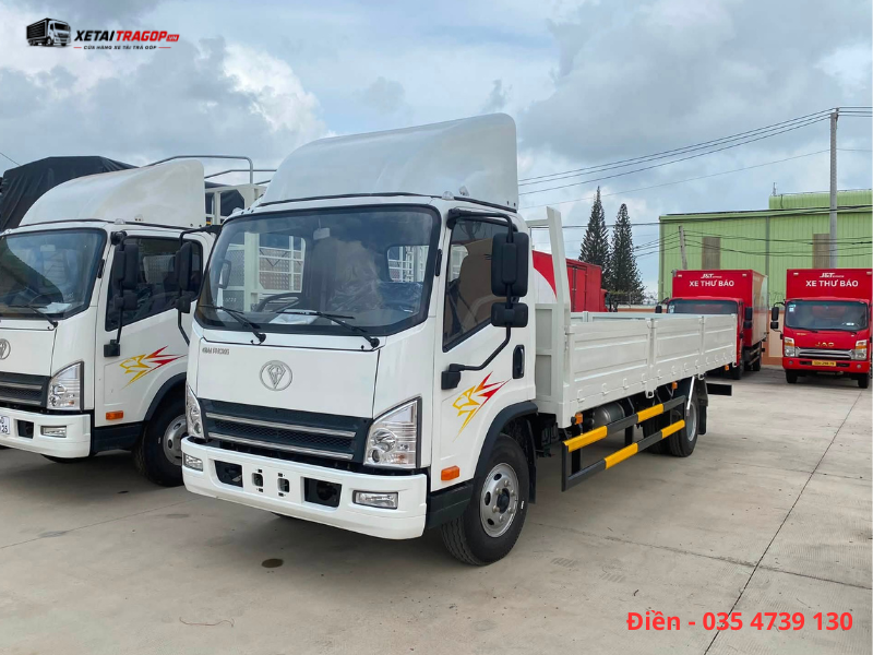 Xe tải FAW 8 tấn vận chuyển hàng công nghiệp