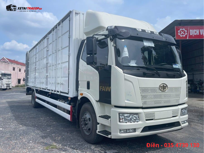 Xe tải FAW J6L 8 tấn tại Quảng Ninh